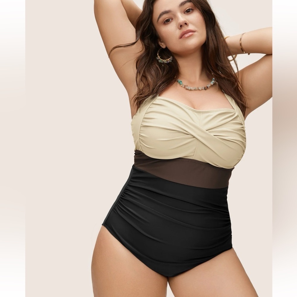 BloomChic Plus Size 2XL Contrast Twist Front Skinny One Piece Swimsuit us18-20